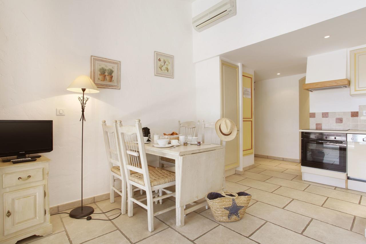 Résidence Prestige Odalys La Bastide des Chênes Gordes Exterior foto