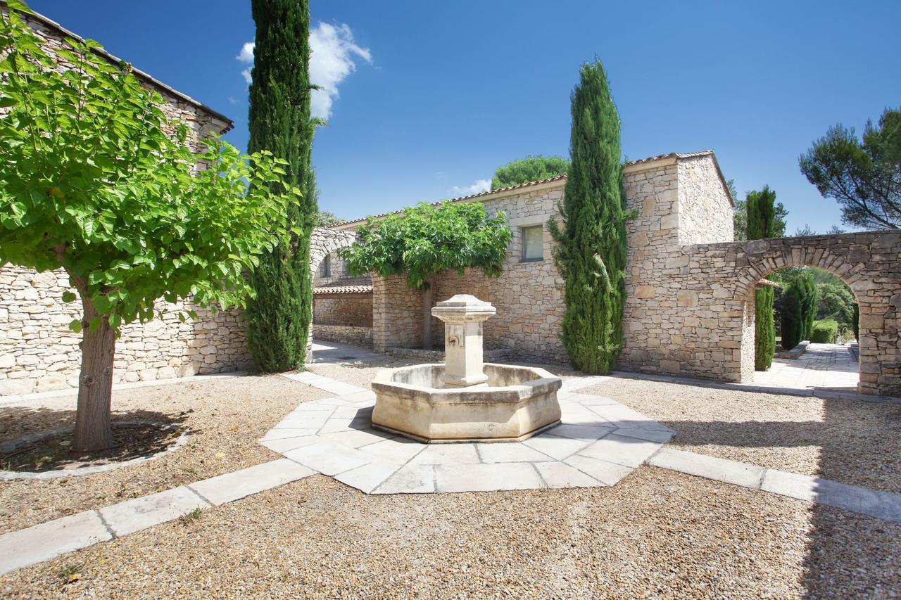 Résidence Prestige Odalys La Bastide des Chênes Gordes Exterior foto