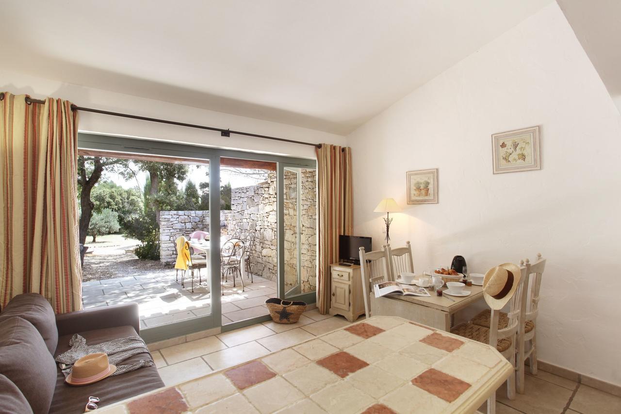 Résidence Prestige Odalys La Bastide des Chênes Gordes Exterior foto